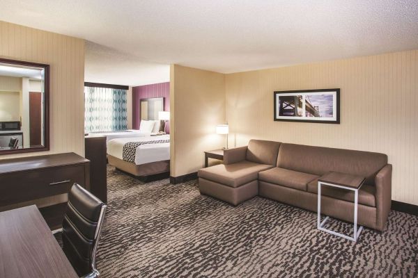 La Quinta Inn Ste Newark Elkton